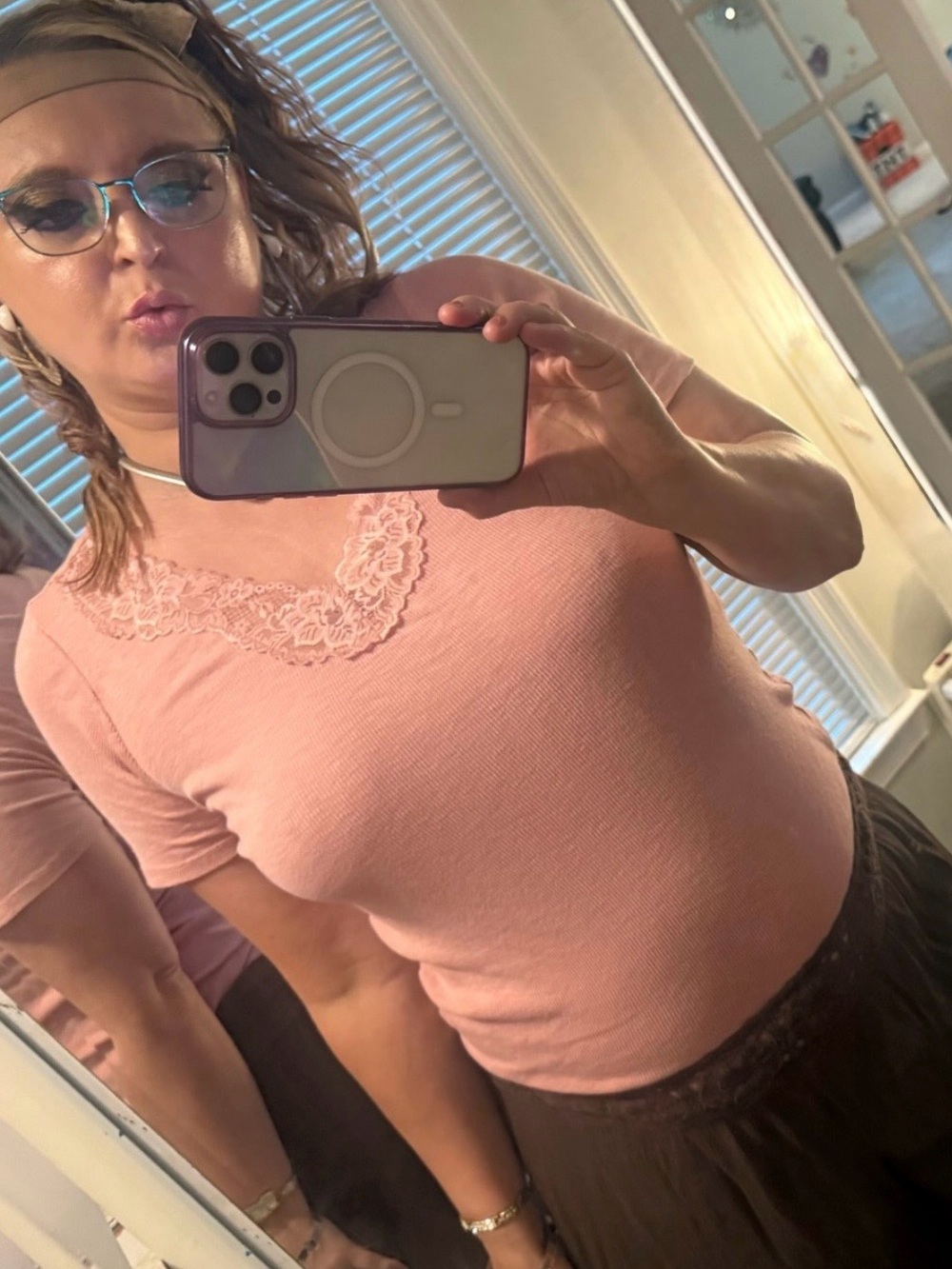 Pink lace trim V neck Top short sleeve size xl